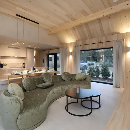 Met Jacuzzi - 8 Personen - Woodz Villa